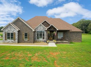 1881 Loving Chapel Rd, Franklin, KY 42134