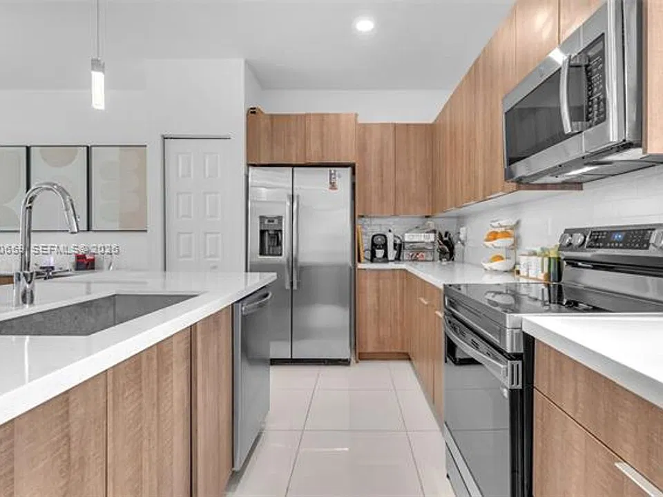 4963 NW 83rd Path #Townhouse 4963