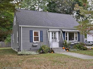 131 Pavilion Ave, Rumford, RI 02916
