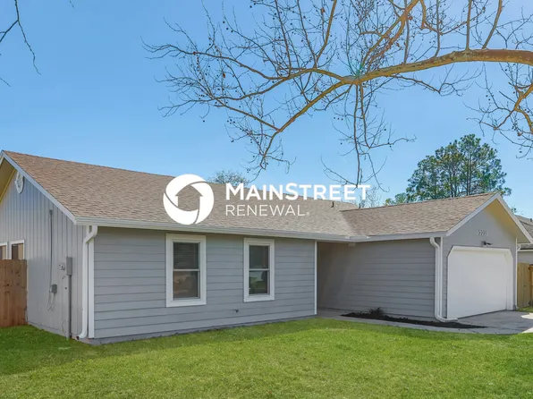 7773 Pikes Peak Dr, Jacksonville, FL 32244