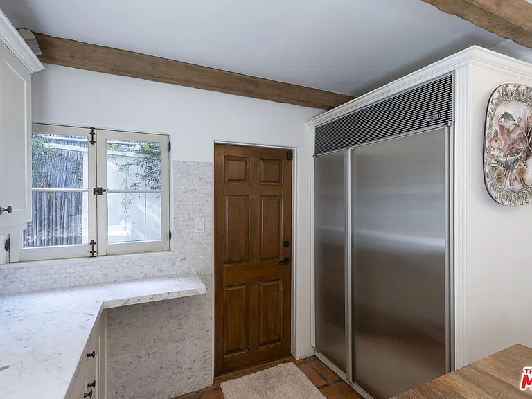 1407 N Beverly Dr — Photo 23