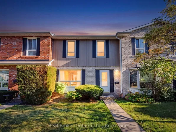 5475 Lakeshore Rd #54, Burlington, ON L7L 1E1