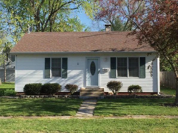 517 E Winter Ave, Greenville, IL 62246