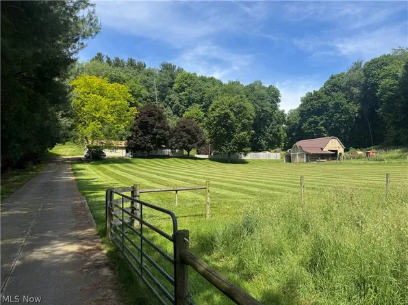 10199 Malibu Rd, Minerva, OH 44657