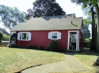 140 Berkley St, Dartmouth, MA 02747