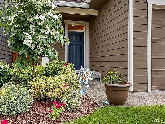 3rd image of 11520 174th St E