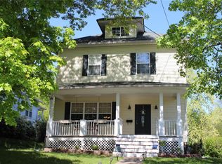 3236 Saint Marys Ave, Hannibal, MO 63401