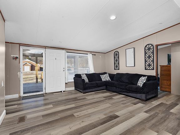 3rd image of 7225 Bridgewater Church Rd