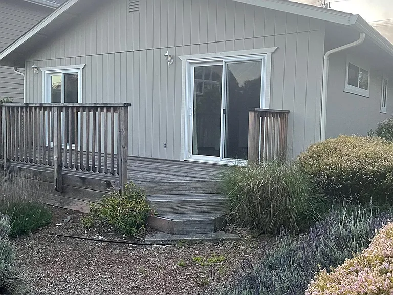 246 Columbus St — Photo 2