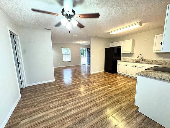 5th image of 125 Bonita Rd