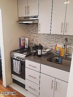 Rented by Point NYC | media 7