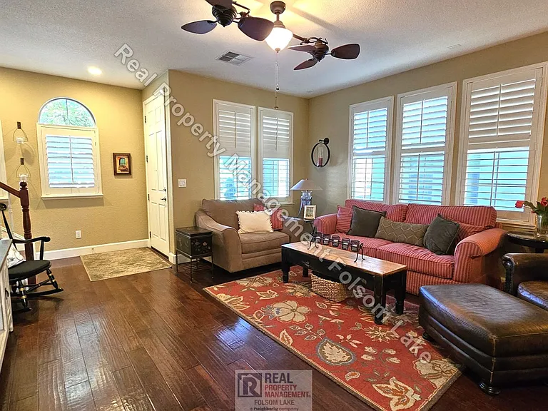 1529 Borrasca Dr — Photo 4