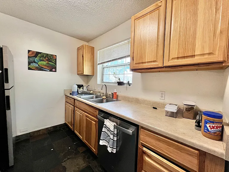 1301 University Ave #B101 — Photo 7