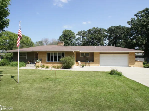 613 Lynndale Dr, Webster City, IA 50595