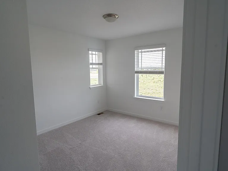 1678 Marquette Aly — Photo 18