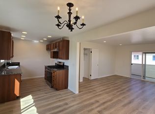 16401 Waterway Cir #F, Huntington Beach, CA 92649