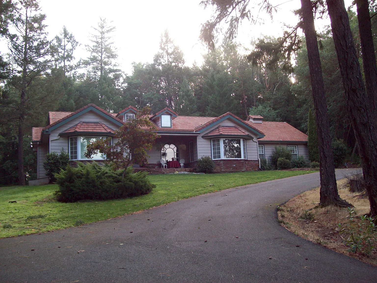 340 Laine Ct photo 1