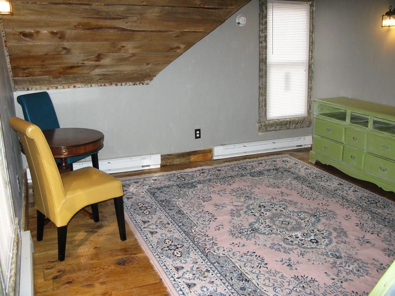 3-level 2-Bedroom Apt with Attic/Loft in Catskill Village — Photo 4