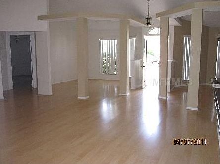 4th image of 1045 Corkwood Dr