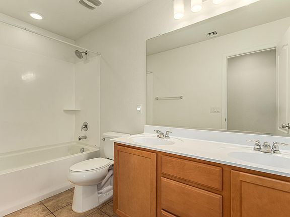 2nd image of 4754 E Tierra Buena Ln