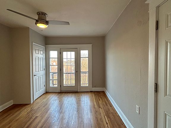 4th image of 7417 Maple Ave #24