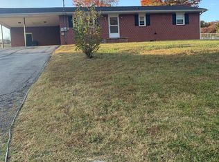 165 Greyland Dr, Johnson City, TN 37615