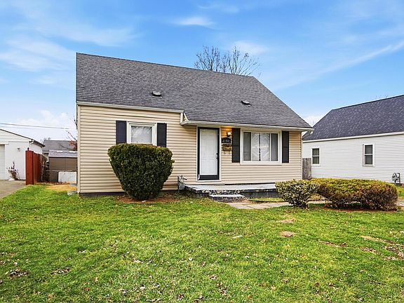 2nd image of 2192 Genessee Ave
