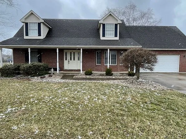 281 S Ridge Ln, Versailles, IN 47042