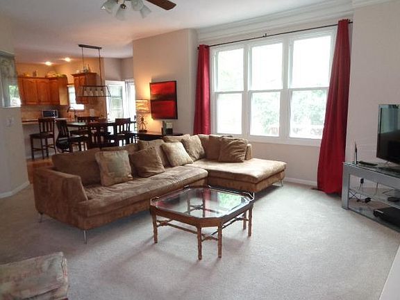 5th image of 656 NW Brookhaven Dr