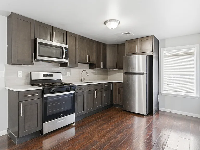 59-61 Farley Ave #3 — Photo 13