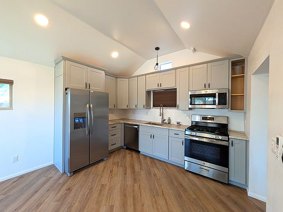 4th image of 220 S Norris Ave #B