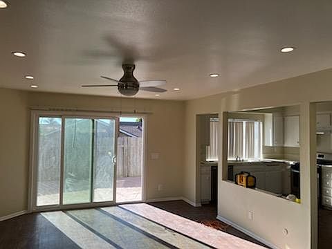 4th image of 9524 El Cajon St
