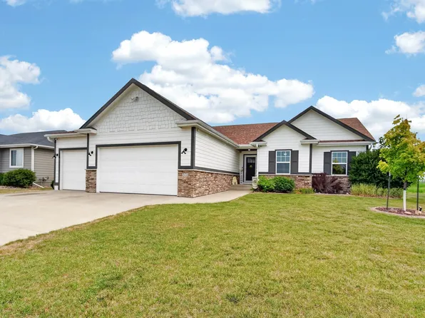 3221 4th Ave SE, Altoona, IA 50009