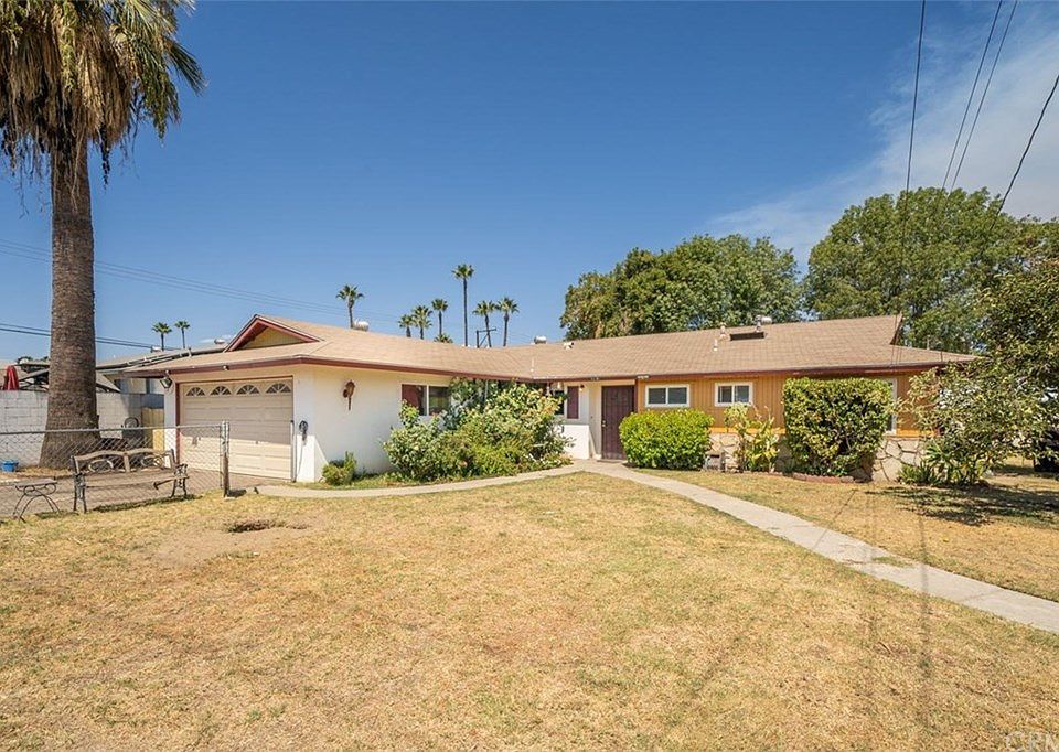 1st image of 10686 Lilac Ave