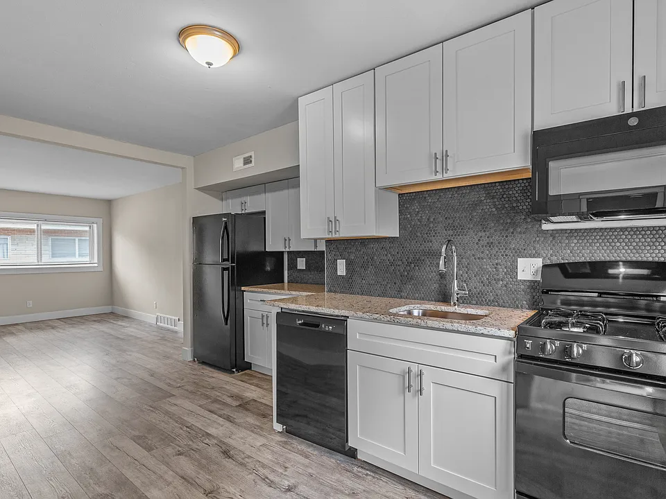 Clydesdale Apartments