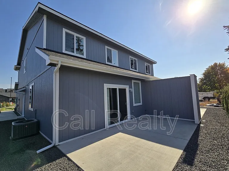 308 S Clinton Rd — Photo 18