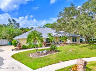 544 Lake Ashley Cir, West Melbourne, FL 32904