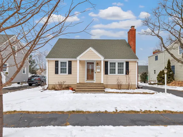 172 Nichols Street, Fairfield, CT 06824