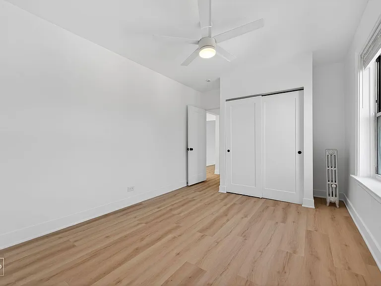 6310 N Artesian — Photo 28