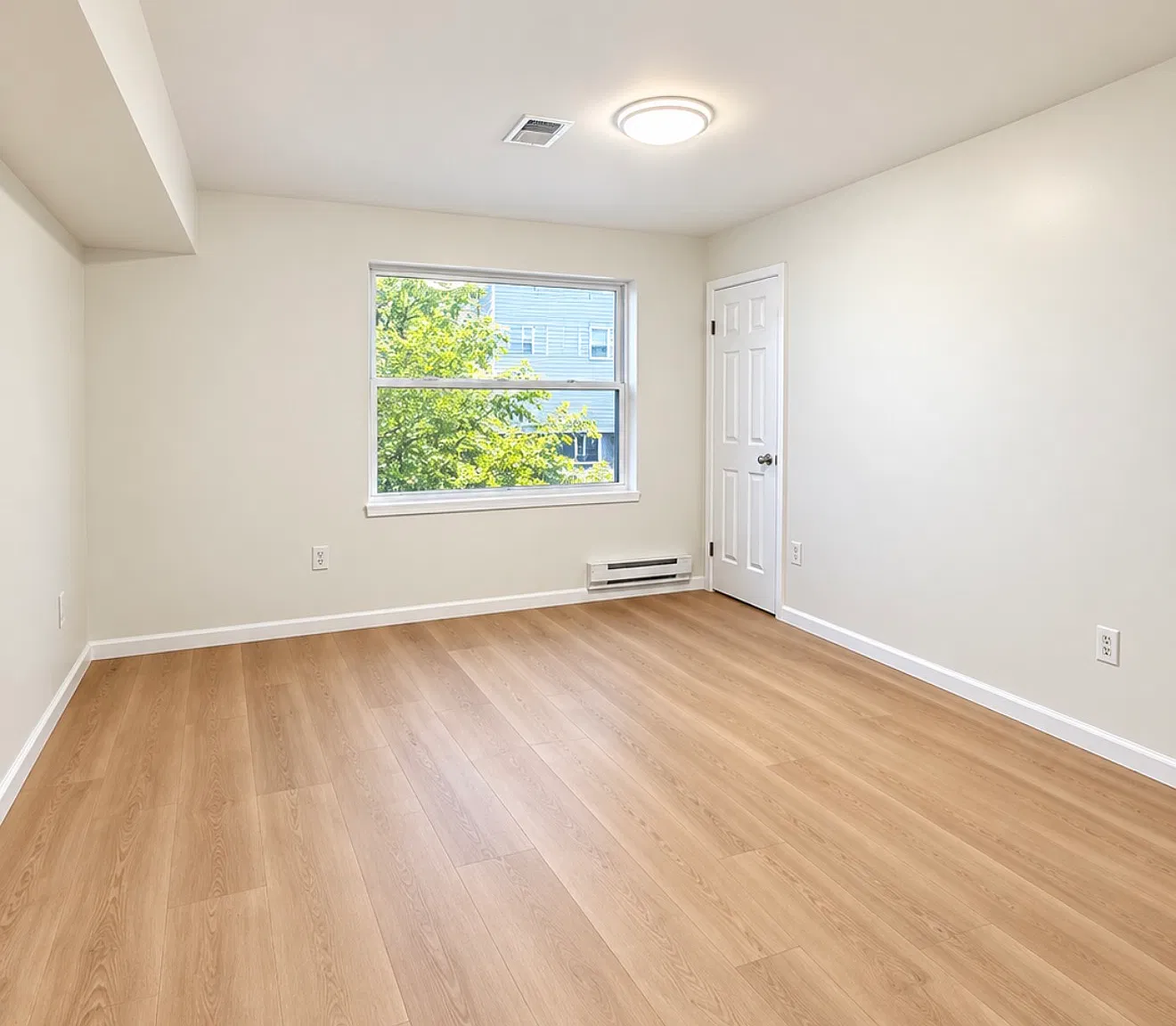 2 bed, $2,500 — Photo 4