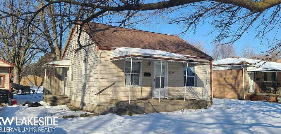 2nd image of 24651 Tallman Ave
