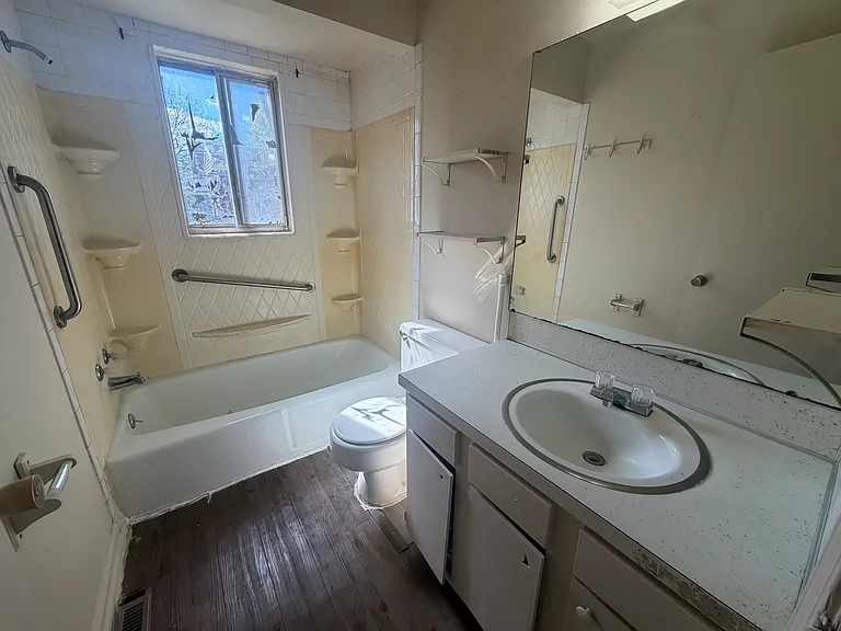 708 E Front St #7 — Photo 7