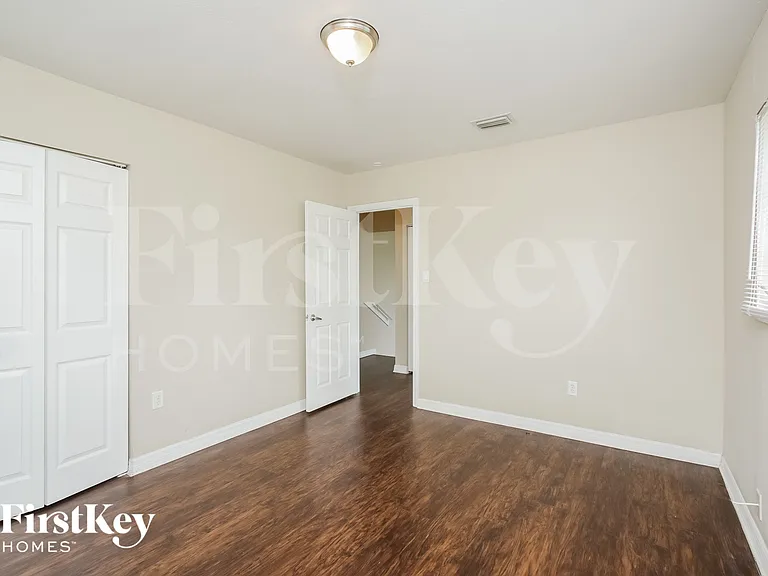 22363 Catherine Ave — Photo 13