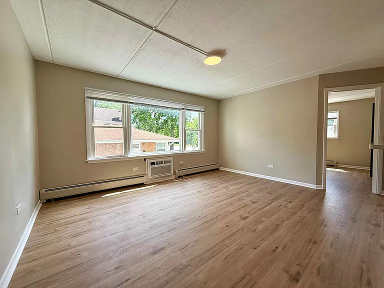 419 Westmore Meyers Rd #4 — Photo 2