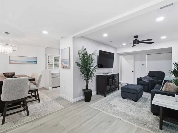 1918 Marshallfield Ln Unit B, Redondo Beach, CA 90278