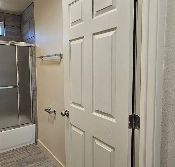 3839 Woodlawn Ave #1/2 — Photo 9