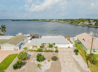 5204 Beacon Rd, Palmetto, FL 34221