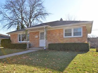 1219 Cedar Creek St, Racine, WI 53402