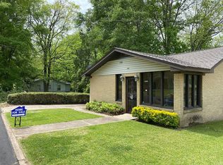 141 Little St, West Point, MS 39773