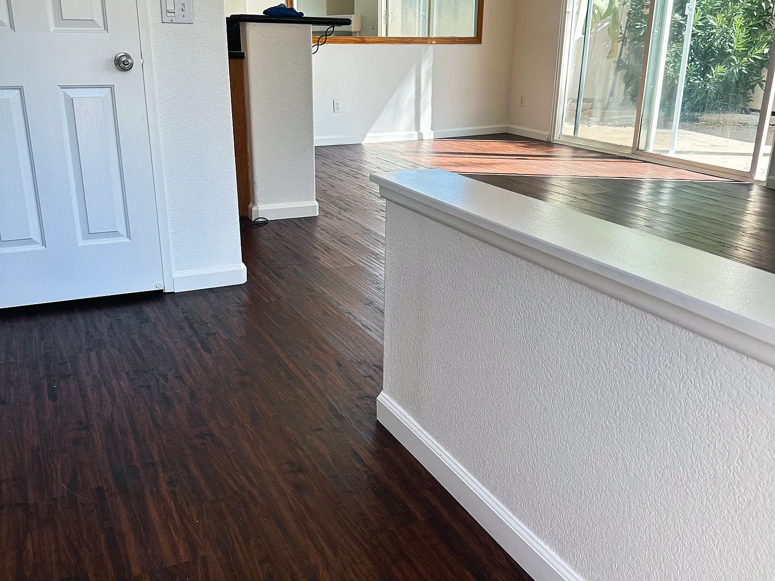 3 bed, 2.5 bath, 1321 sqft, $3,900 — Photo 3